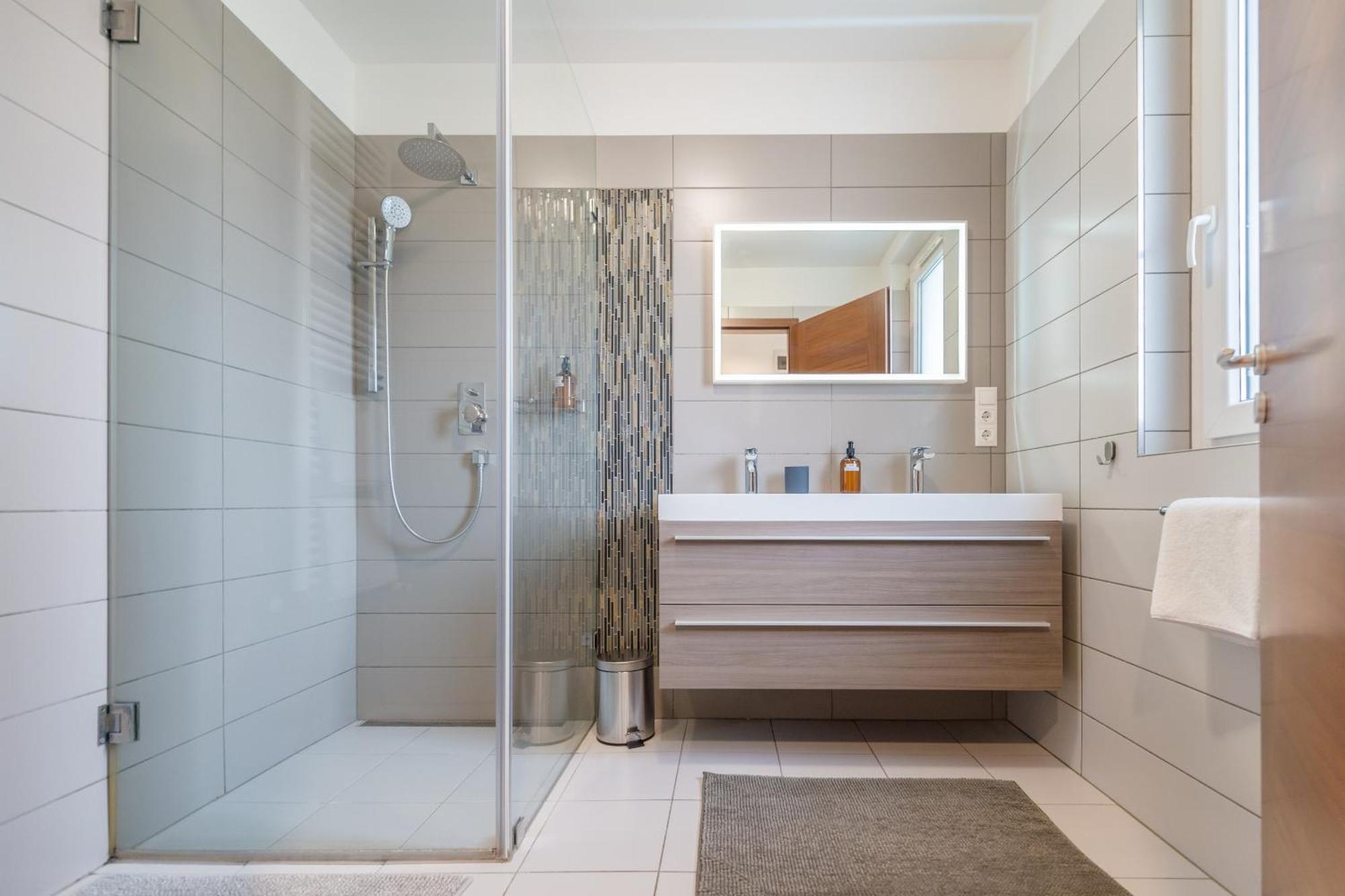 Miami Vice Apartment With Balcony Budapest Bagian luar foto